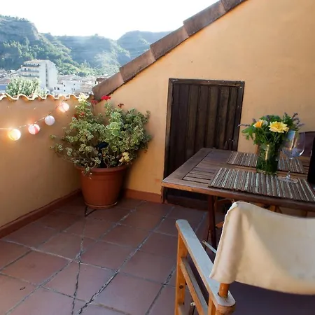Atico Con Terraza En Graus-pirineo De Huesca Lägenhet Graus