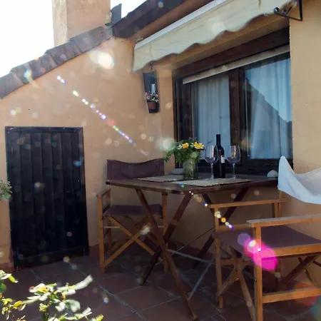 Atico Con Terraza En Graus-pirineo De Huesca Apartamento Graus