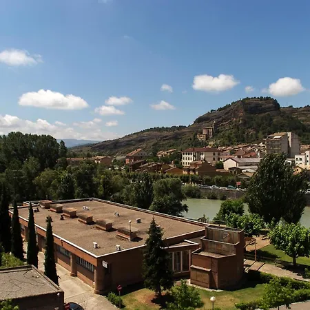 Atico Con Terraza En Graus-pirineo De Huesca