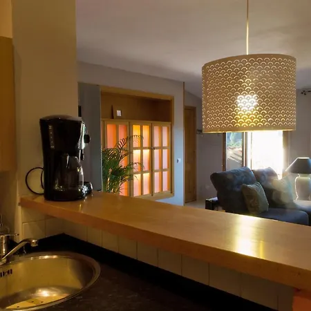 Atico Con Terraza En Graus-pirineo De Huesca * Graus