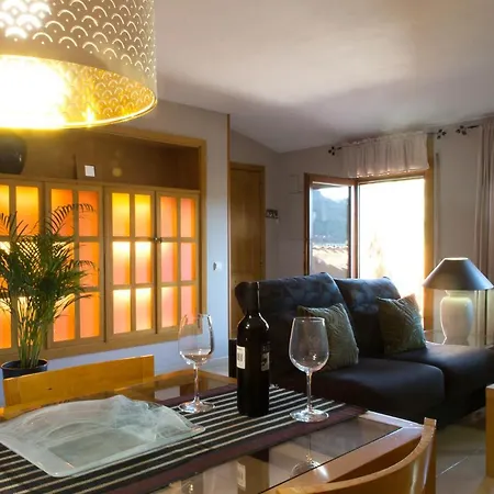 Apartmán Atico Con Terraza En Graus-pirineo De Huesca