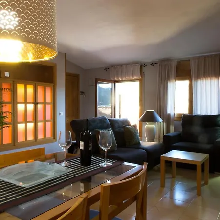 Atico Con Terraza En Graus-pirineo De Huesca *