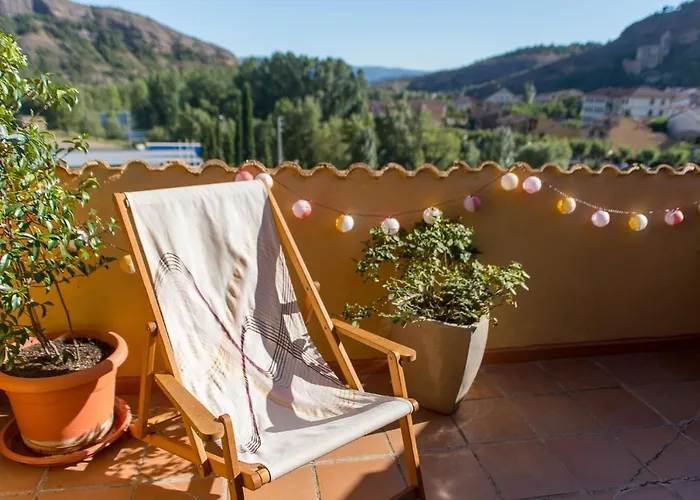 Appartement Atico Con Terraza En Graus-pirineo De Huesca