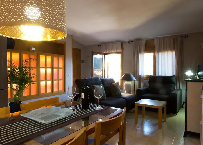 Atico Con Terraza En Graus-pirineo De Huesca *